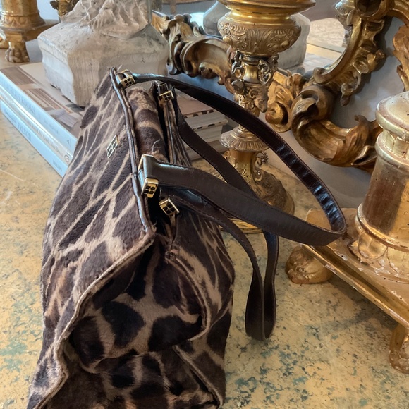 Faux giraffe print “fur” vintage Kate Spade bag - Picture 2 of 5